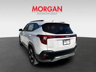 2026 Kia Seltos — engine compartment view