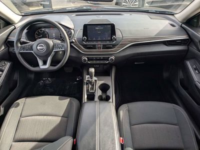 2025 Nissan Altima - Photo 13