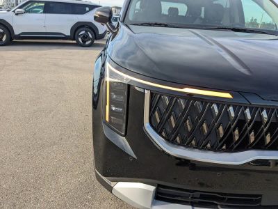 2026 Kia Carnival Hybrid — photo 12 view