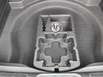 2022 Jeep Cherokee - Photo 16