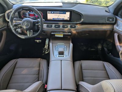 2026 Mercedes-Benz GLS - Photo 9