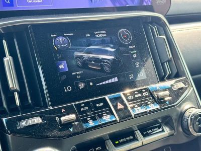 2024 Lexus LX - Photo 28