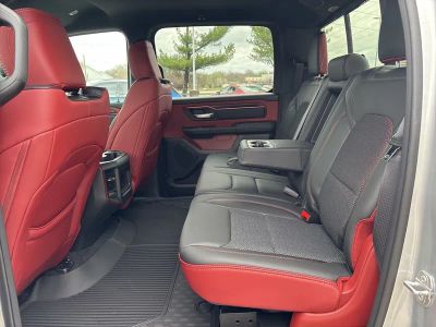2026 RAM 1500 — photo 42 view