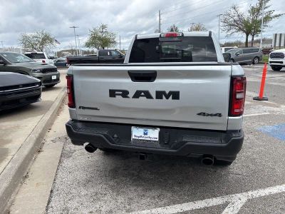 2026 RAM 1500 — photo 25 view
