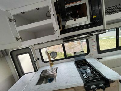 2026 Thor Motor Coach Chateau - Photo 11