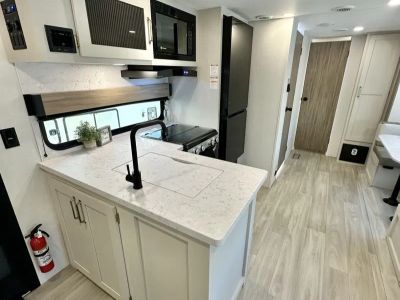 2027 Kz Rv Sportsmen 301BHK — photo 23 view