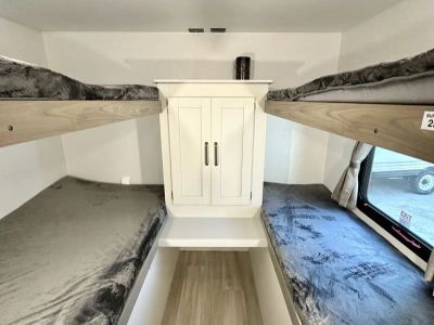2027 Kz Rv Sportsmen 301BHK — photo 20 view
