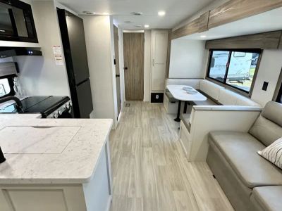 2027 Kz Rv Sportsmen 301BHK — photo 17 view
