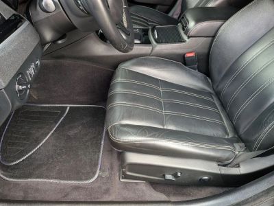 2018 Chrysler 300 - Photo 12