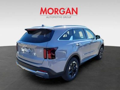 2026 Kia Sorento — side profile view