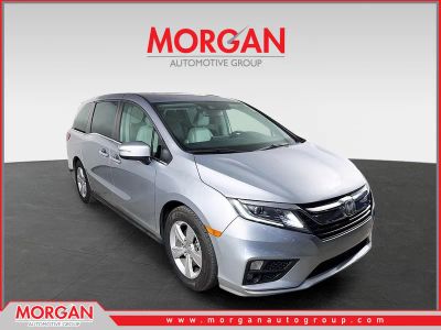 2020 Honda Odyssey EX-L in Silver — front three-quarter view