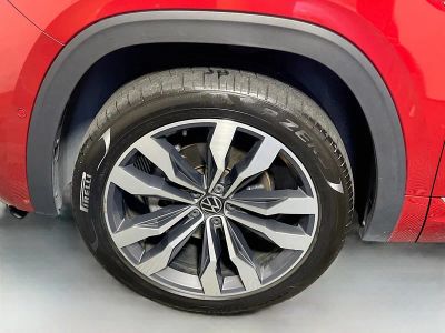 2022 Volkswagen Atlas — photo 11 view