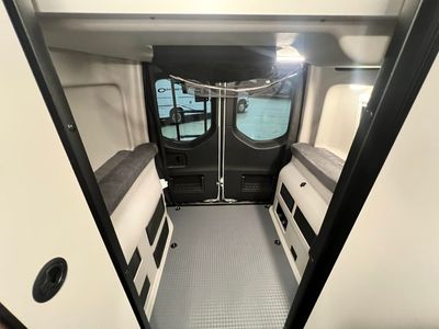 2026 Winnebago REVEL SPORT - Photo 17