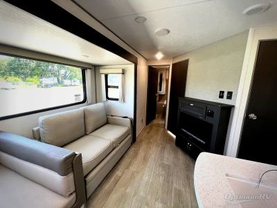 2027 Coachmen Catalina Legacy Edition — engine compartment view