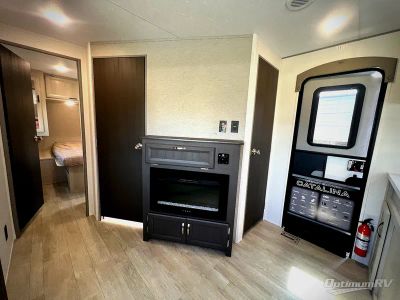 2027 Coachmen Catalina Legacy Edition — photo 7 view