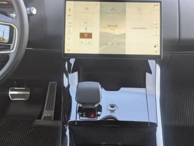 2026 Land Rover Range Rover Sport — photo 17 view