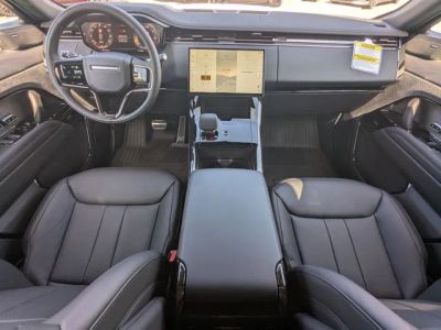 2026 Land Rover Range Rover Sport — photo 14 view