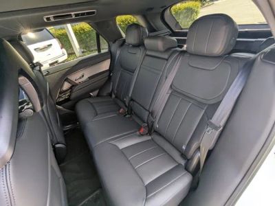 2026 Land Rover Range Rover Sport — photo 12 view