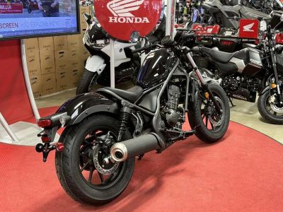 2025 Honda Rebel 300 - Photo 7