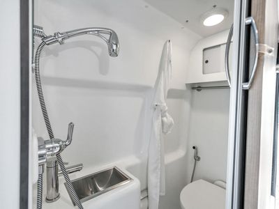 2022 Winnebago Travato - Photo 7