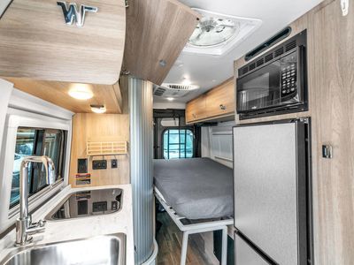 2022 Winnebago Travato - Photo 11