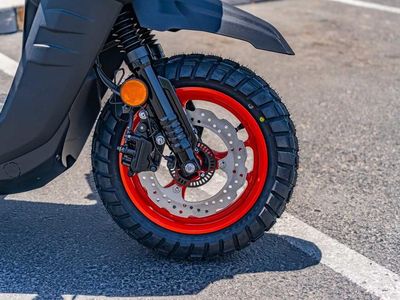 2025 Yamaha Zuma 125 - Photo 13