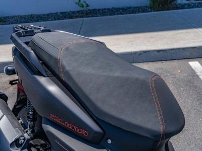 2025 Yamaha Zuma 125 - Photo 10
