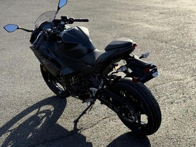 2026 Kawasaki Ninja 500 ABS Metallic Flat Spark Black — photo 8 view