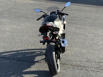 2026 Kawasaki Ninja 500 ABS Metallic Flat Spark Black — detail view