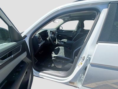 2026 Volkswagen Atlas - Photo 16