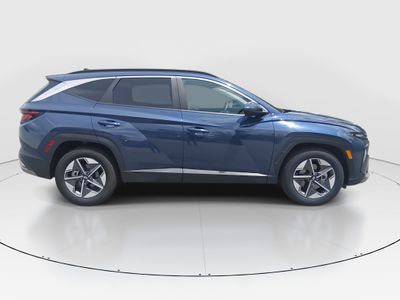 2025 Hyundai Tucson — photo 8 view