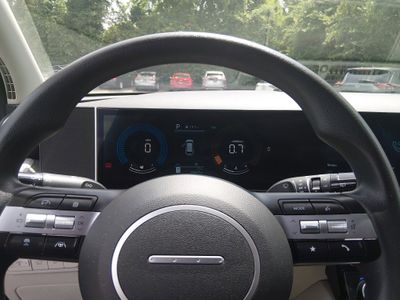 2025 Hyundai Tucson — photo 13 view