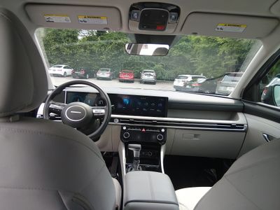 2025 Hyundai Tucson — photo 19 view