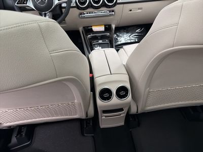 2026 Mercedes-Benz GLB — photo 23 view