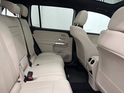 2026 Mercedes-Benz GLB — photo 27 view