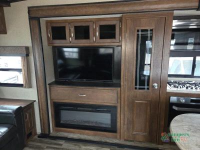 2020 Grand Design Reflection — photo 17 view