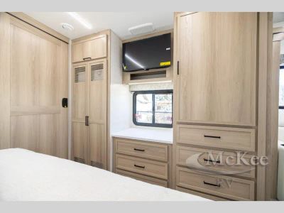 2026 Dynamax Europa S - Photo 32