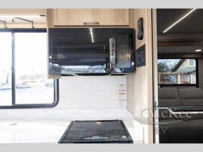 2026 Dynamax Europa S - Photo 25