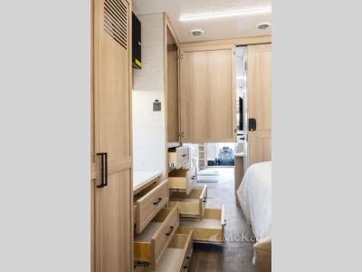 2026 Dynamax Europa S - Photo 34