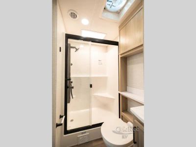 2026 Dynamax Europa S - Photo 37