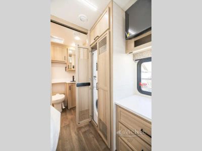 2026 Dynamax Europa S - Photo 35
