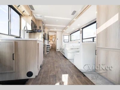 2026 Dynamax Europa S - Photo 3