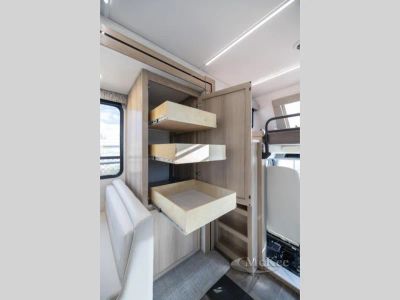 2026 Dynamax Europa S - Photo 13