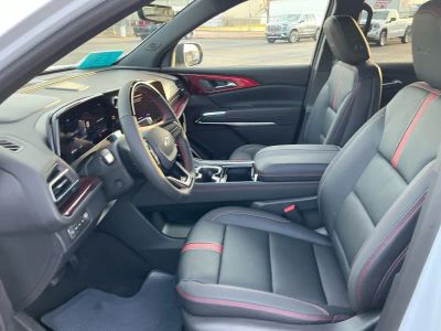 2026 Chevrolet Traverse — photo 10 view