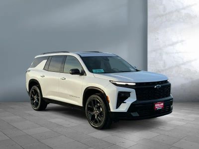 2026 Chevrolet Traverse — photo 8 view