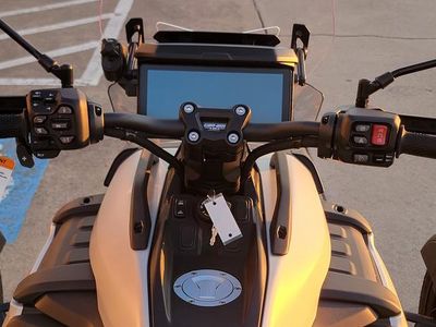 2025 Can-Am Canyon XT - Photo 13