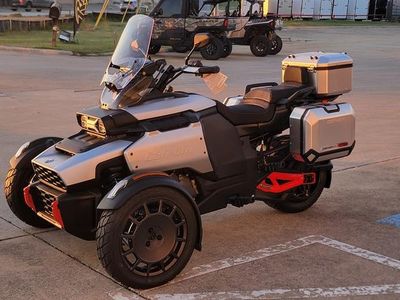 2025 Can-Am Canyon XT - Photo 7