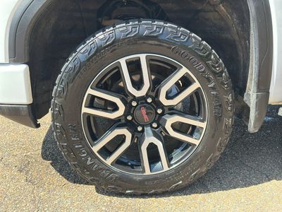 2024 GMC Sierra 1500 - Photo 12