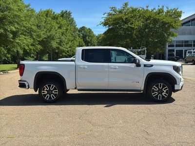 2024 GMC Sierra 1500 - Photo 8