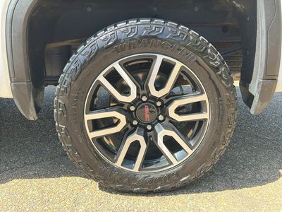 2024 GMC Sierra 1500 - Photo 11